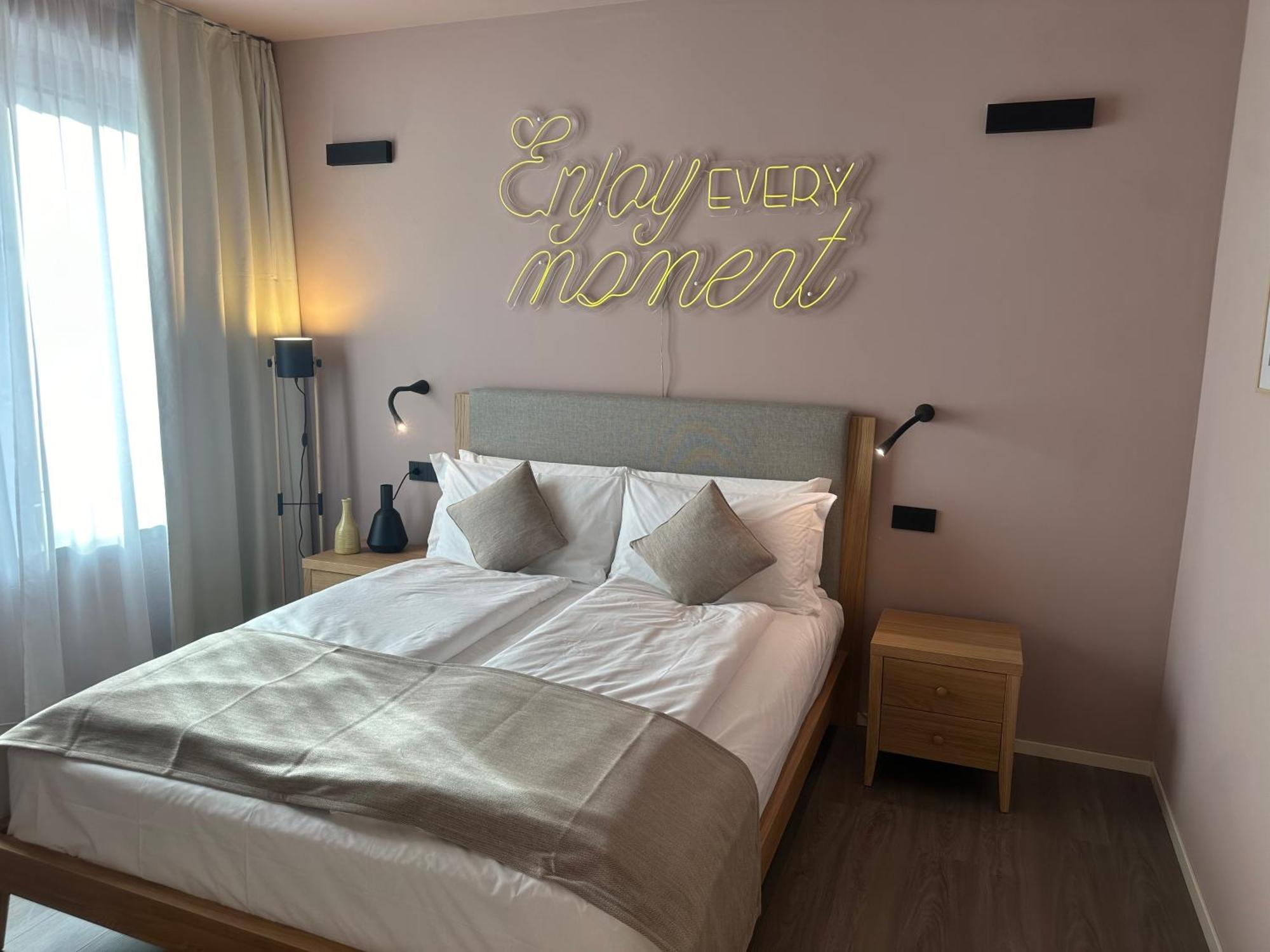 Terra Hotel Boutique Tirano Ngoại thất bức ảnh