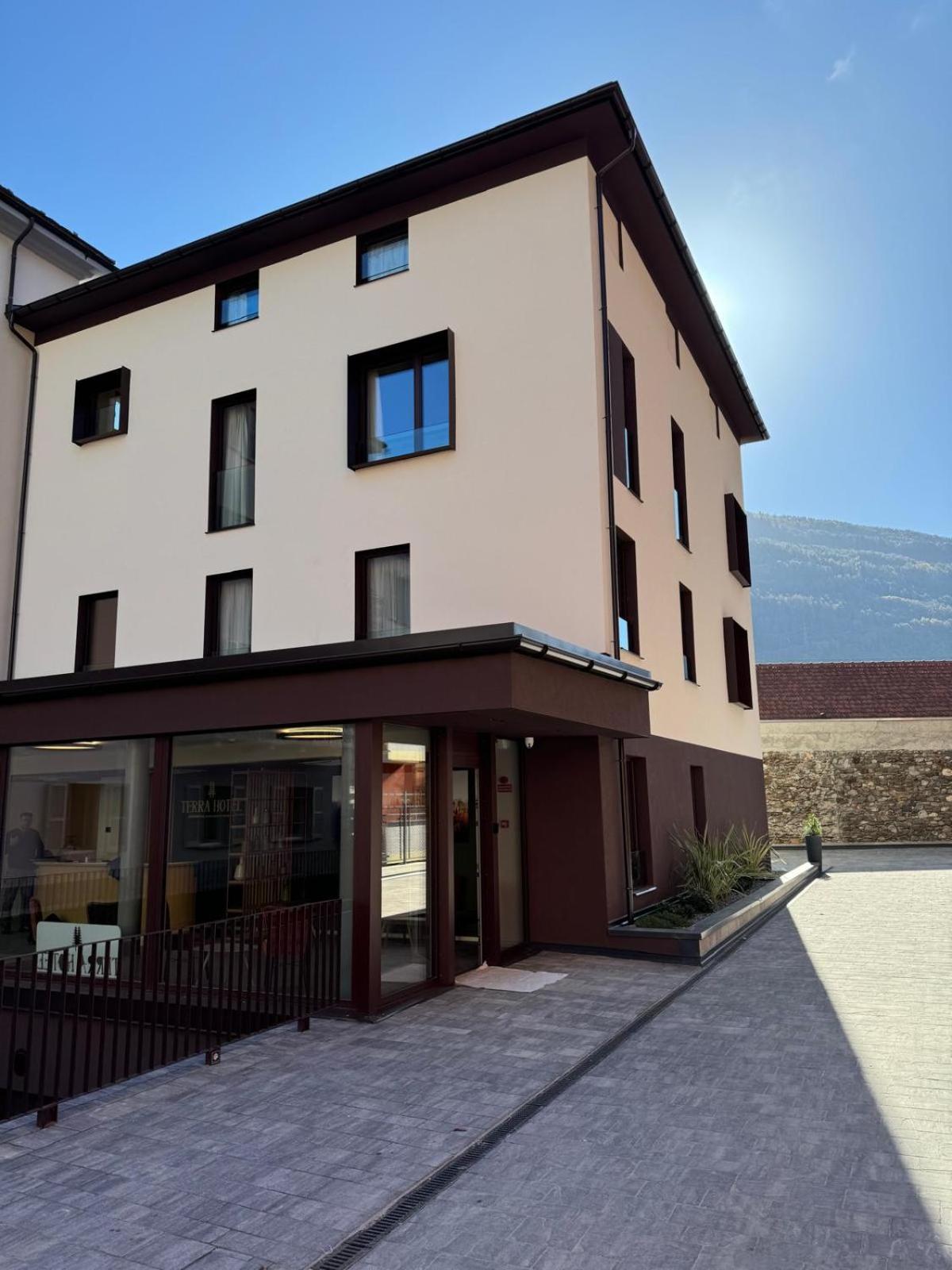 Terra Hotel Boutique Tirano Ngoại thất bức ảnh