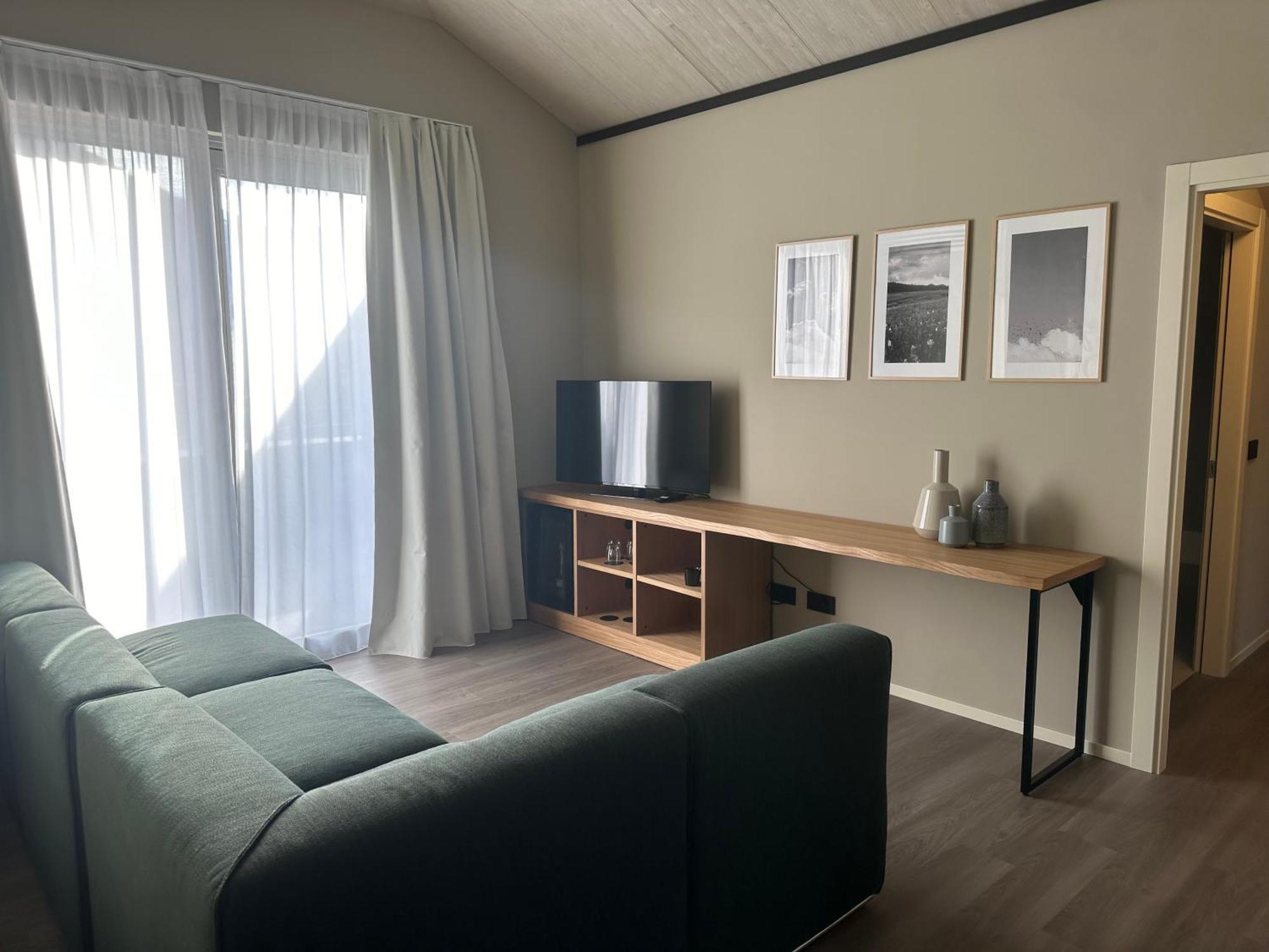 Terra Hotel Boutique Tirano Ngoại thất bức ảnh