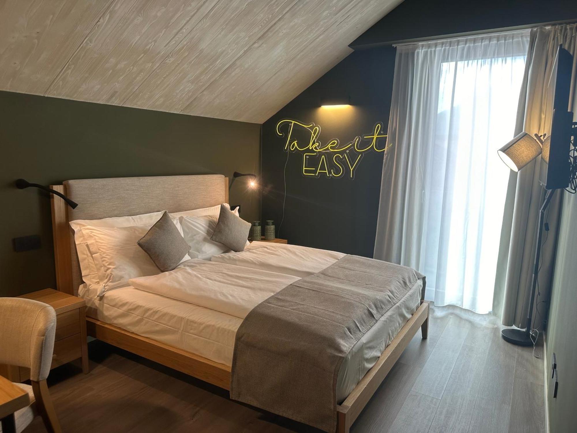 Terra Hotel Boutique Tirano Ngoại thất bức ảnh