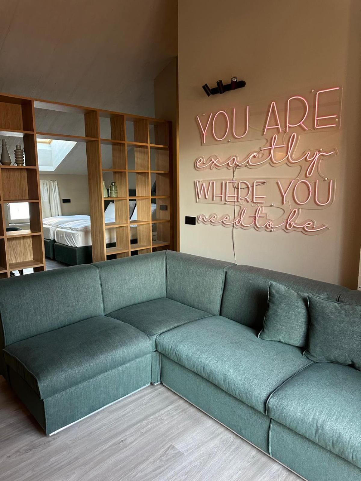 Terra Hotel Boutique Tirano Ngoại thất bức ảnh